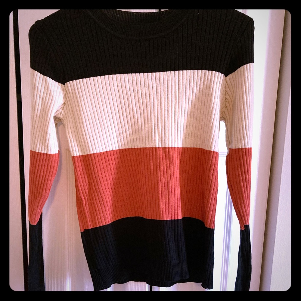 Color block ribbed sweater